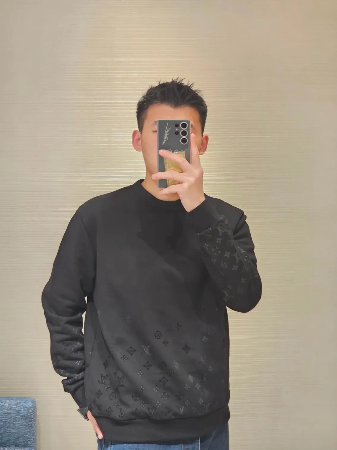 Louis Vuitton/ GRADIENT